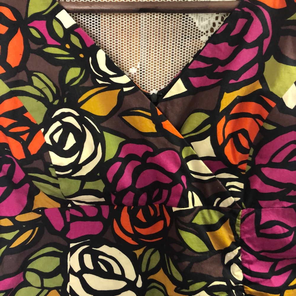 Bold Roses Short Dress - Picture 2 of 5
